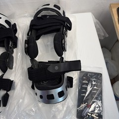 NEW Dr Medical DRMS Dual OA Reliever Left & Right Knee Brace KB0104 Medium