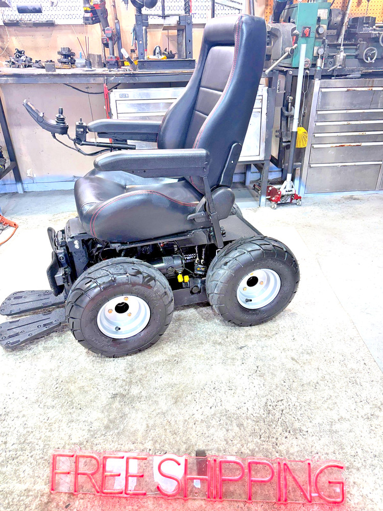 ROAD WARRIOR 4 WHEEL DRIVE ALL TERRAIN POWER CHAIR – GOES WHERE OTHERS CAN’T