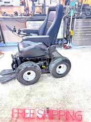 ROAD WARRIOR 4 WHEEL DRIVE ALL TERRAIN POWER CHAIR – GOES WHERE OTHERS CAN’T