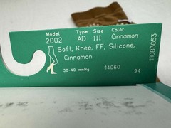 Juzo Soft, 30-40mmHg, Knee-High, (Size: III) Cinnamon, Dot Band, Closed Toe