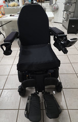 Quantum EDGE 3 Electric Power Wheelchair w/ Joystick, Headrest, Black/Blue