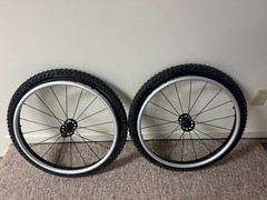 Pair 22” Off-Road Wheelchair Wheels Kenda Nevegal 22×1.95 Quick Release used