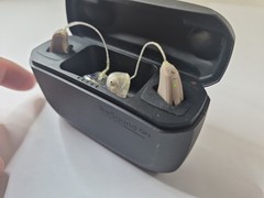 Resound GN C-1 Hearing Aids A/S Lautrupbjerg 7 DK-2750 Ballerup w/ Charging Case