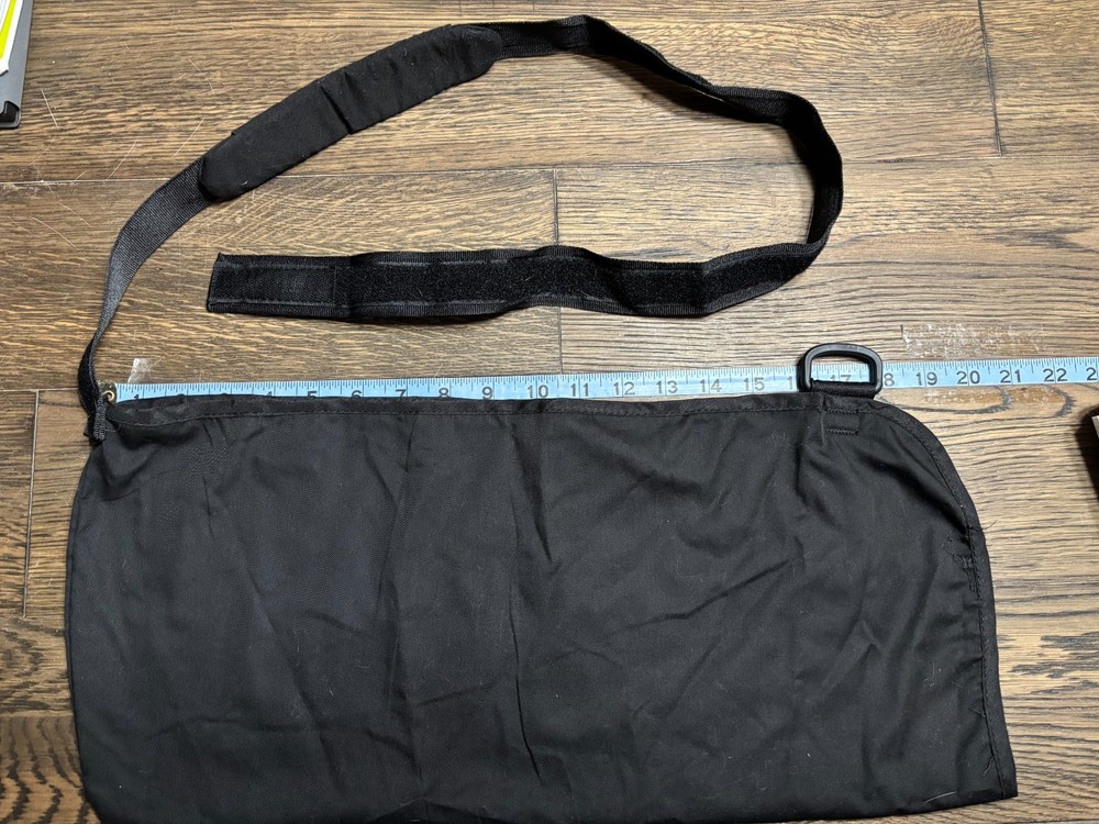 Arm Sling Support with Adjustable Strap & Hook-and-Loop Closure – Black