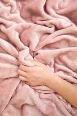 EverSnug Travel Blanket and Pillow – Adult size (65″ x 40″), Light Pink