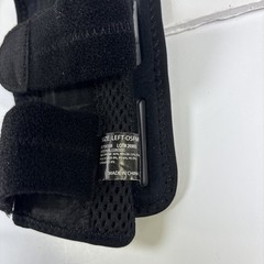 Wrist Braces Mueller & Unbranded – Adjustable OSFM Support Splints Left