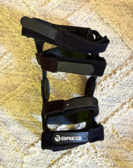 Breg Fusion Knee Brace XL Left Black Adjustable Athletic Knee Brace