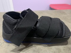 DARCO Square Open Toe Medical-Surgical Post Operative Shoe 10” Long Size Missing