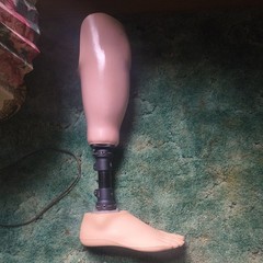 TRULIFE Below Knee Right Prosthetic Leg AAA225 AAA210 Carbon Cup + 28W Foot