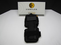 Corflex Cooltex 13″ Anterior Closure Knee Wrap OP Pop wHinge Left Right Small