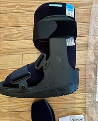 NEW Ossur Formfit Walking Boot Fracture Sprains Pneumatic Technology Short Small