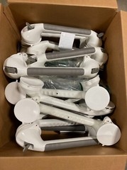 Wholesale 25 Pcs 16.5 inch Bath Suction Grab Bars for Resellers & Bulk Buyers