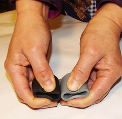 6 Pieces of Folding Rubber Tip for Triangular Stool Crutches 7/8″ – Gray