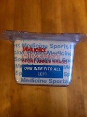 Vintage Mueller Aircast Sport Ankle Brace White Left Or Right One Size Fits All