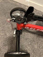 ELENKER Red/Black 4-Wheel Knee Walker Scooter, Adult, Handbrakes