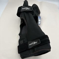 DONJOY CLIMA-FLEX OA KNEE BRACE- Right Medial /Left Lateral – Size Large – NWT