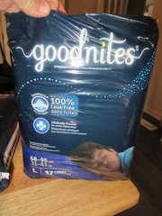 Goodnites Boys‘ Nighttime Bedwetting Underwear, Large 17 count 69-95 lbs