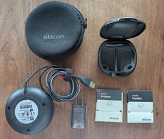 Philips Oticon C-1B2 Charger for HearLink 9030 MNR T R Hearing Aid + Other Stuff