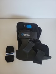 NEW United Ortho (S) Short Air Cam Walker Fracture Boot Fits Left or Right Black