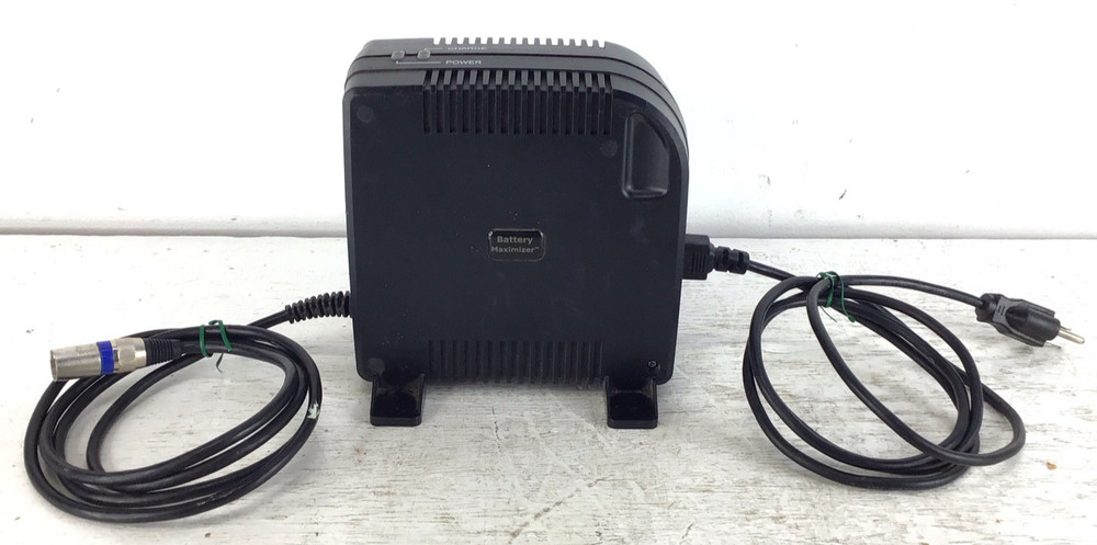 BATTERY MAXIMIZER MOBILITY CHAIR 24 V LEAD-ACID BATTERY CHARGER MODEL EA1230B