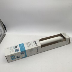 Moen 18 in White Stainless Steel ADA Compliant Grab Bar LR8918W Concealed Mount