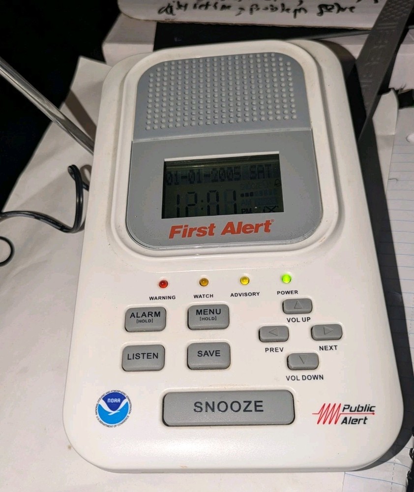First Alert WX-200 Weather Radio . Public Alert. Works