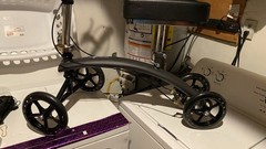 Medline Steerable Knee Walker, Large 8”Wheels, Adjustable Height and Storage Bag