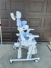 Rifton HTS Medium TILT Z120 Mobile Shower Chair Special needs Toilet