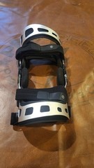 Dr Medical The DUAL OA Reliever XLarge RIGHT Knee Brace KB0104-147R-04 DRMS EUC!