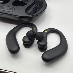 Royal Hearing , Hearing Aids for Seniors with Bluetooth F-AID Black With Case.