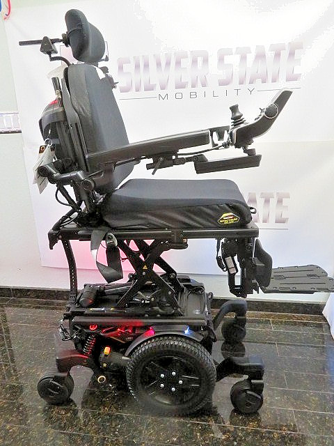 QUANTUM Stretto EDGE 3 TILT, RECLINE, 12″ iLevel LEGS, Lights ONLY 2 MILE on OD