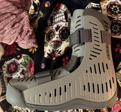 Ossur Rebound Air Walker Boot Low Top Size XL w/ Air Pump & Rocker Bottom