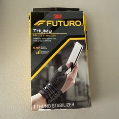 Futuro Deluxe Thumb Stabilizer and Support Left or Right Hand Small/Medium Black