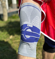Bauerfeind GenuTrain A3 Size 4 Right Advanced Knee Joint Brace Support Patella