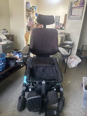 Permobil Power Wheelchair 24V 4-Wheel Joystick Armrests Headrest Charger