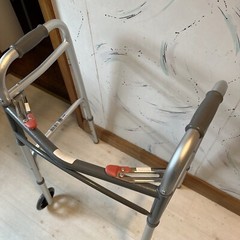 DRIVE 1 EA 10210-4ASM Deluxe Adult Folding Walker, Two Button with 5″ Wheels, lb