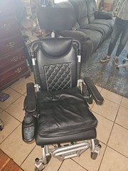 Used ( 1 year) Rubicon DX11 (Model7) Electric Wheelchair, Black, Good Condition