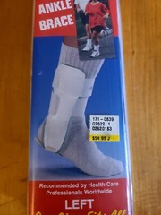 Vintage Mueller Aircast Sport Ankle Brace White Left Or Right One Size Fits All