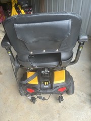 2025 Pride Mobility GO CHAIR Powerchair, excellent condition, charger included