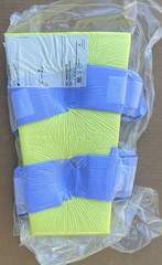 De RoyalPillow M60-032-S CONCAVE HIP ABDUCTION POSITIONER 10“X16“X7“ Exp2035