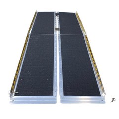 VEVOR Folding Wheelchair Ramp Portable Aluminum Threshold Ramp 6ft 600lbs Cap