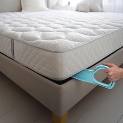 Back-Friendly Mattress Lifter Tool – Lifts & Holds Mattresses with Ease