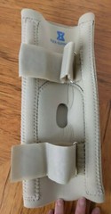 FLEX-SUPPORT 1007 Knee Sleeve Spiral / Half Strap Medium