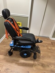 Pride Mobility Products Corp. QUANTUMQ6EDGE Power Wheelchair