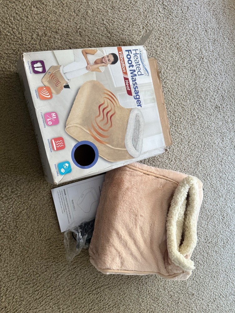 NEW HEALTH TOUCH HEATED FOOT MASSAGER SOOTHING HEAT VIBRATION BEIGE