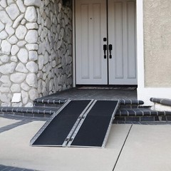 7FT Wheelchair Ramp 600LBS Capacity 84“Lx28.7“W Non-Skid Aluminum Access Ramp