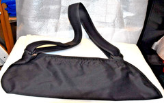 DJO, LLC UNIVERSAL ARM SLING Pre-owned */