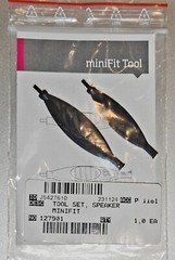 2 Oticon miniFit tool (85db-60db)( receiver mould removal tool set ) USA seller