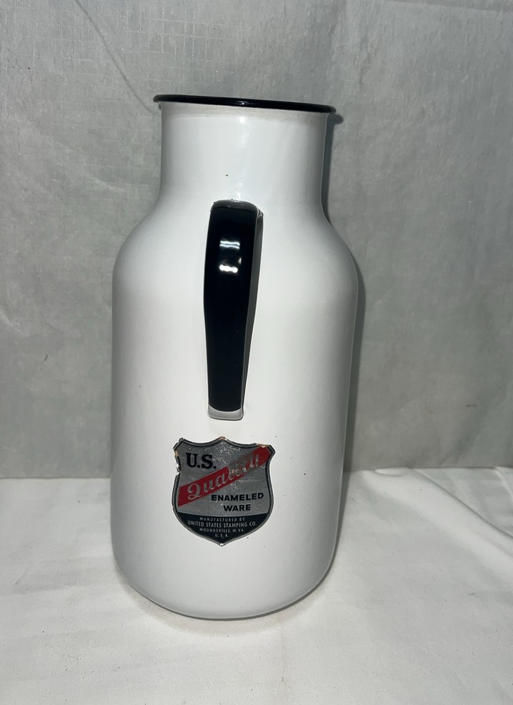 Vintage U.S. Military Quality Enamel Ware Male Urinal
