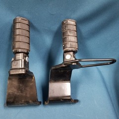 Left and Right Rear Passenger Foot Rests for Motorcycle Assembly Unbranded